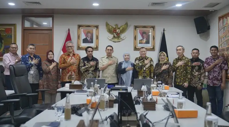 jajaran-pengurus-akumandiri-bertemu-fadli-zon